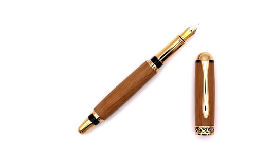 Canyon fountain pen in Jack Daniels oak barrel